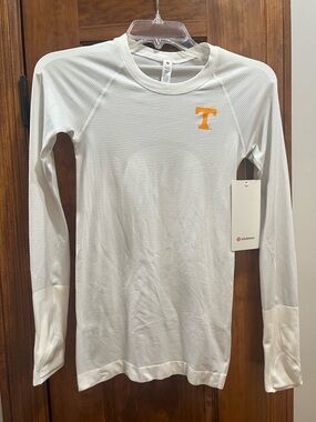 Lululemon Swiftly Tech With Tennessee Logo